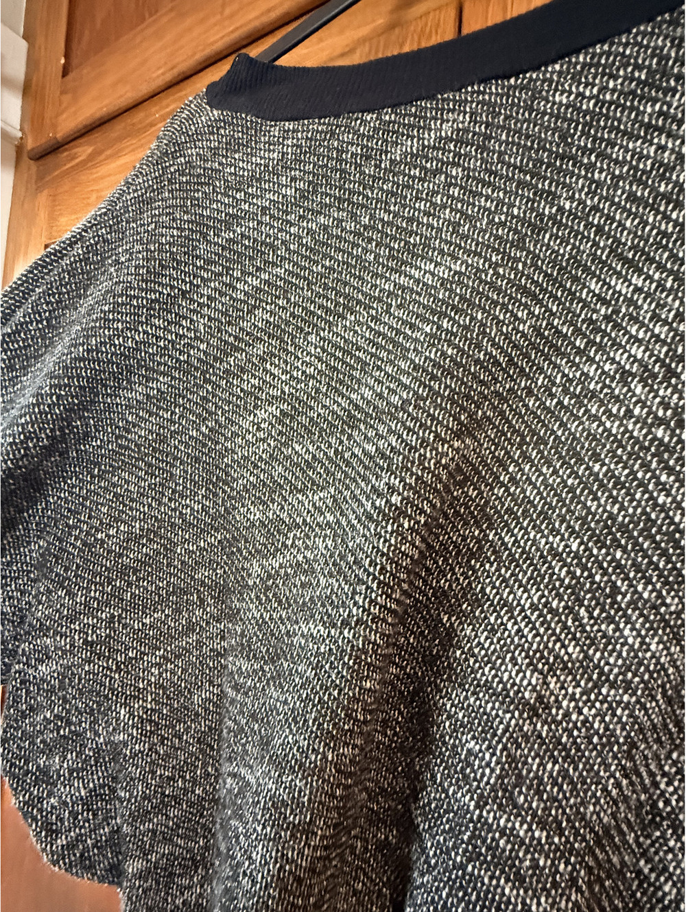 AMERICAN APPAREL Black and White Heathered Knit Sweater Sweatshirt - Picture 5 of 10